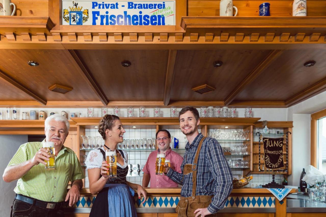 Brauerei Und Gasthof Frischeisen ケールハイム エクステリア 写真